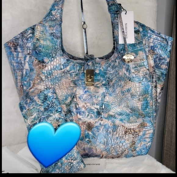 BRAHMIN NWT Designer Shoulder Bag Tote Italian Leather Embossed - Picture 2 of 11